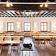 PST_Events_Seminare_Stiftersaal Stiftersaal im Kloster Traunkirchen mit Seminarbestuhlung, historischer Kassettendecke und Präsentationstechnik.